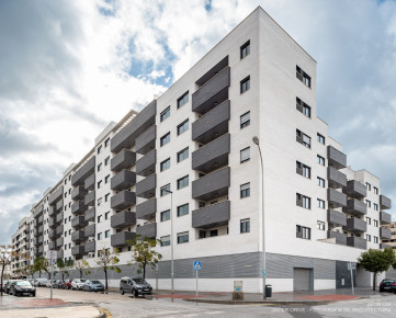 144 VIVIENDAS, APARCAMIENTOS, TRASTEROS Y URBANIZACIÓN INTERIOR, Málaga