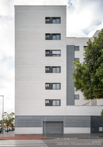 144 VIVIENDAS, APARCAMIENTOS, TRASTEROS Y URBANIZACIÓN INTERIOR, Málaga