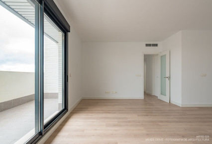 144 VIVIENDAS, APARCAMIENTOS, TRASTEROS Y URBANIZACIÓN INTERIOR, Málaga