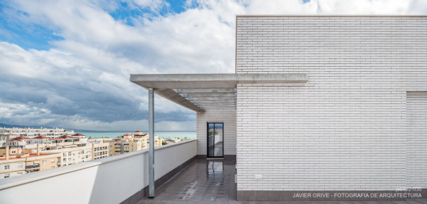 144 VIVIENDAS, APARCAMIENTOS, TRASTEROS Y URBANIZACIÓN INTERIOR, Málaga